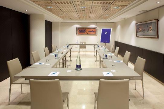 NH 시우다드 데 산탄데르