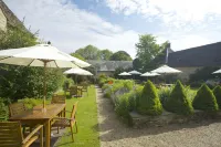 The Lamb Inn Hotels in 