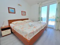 Carmen Hotels in Razanj
