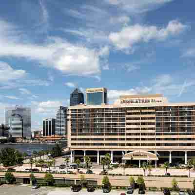 DoubleTree by Hilton Jacksonville Riverfront Hotel Exterior