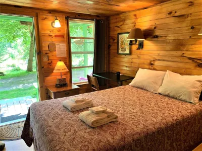 Pine Crest Motel & Cabins Hotels in der Nähe von Mount Pisgah
