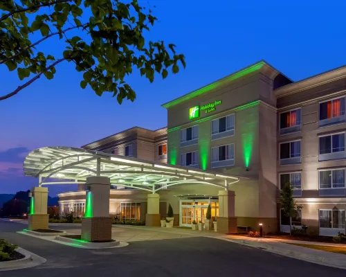 โรงแรม ฮอลิเดย์ อินน์ แอนด์ สวีทส์ เบคลีย์ บาย IHG โรงแรมในเบกลีย์