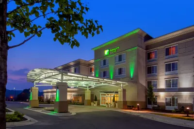 Holiday Inn & Suites BECKLEY by IHG Hotels in 