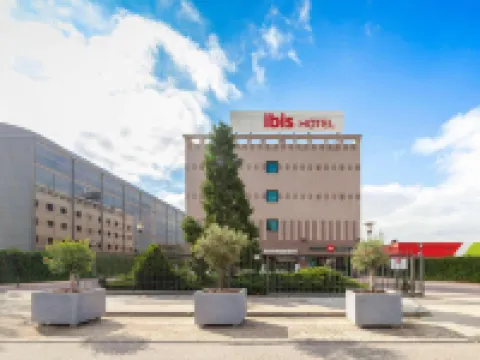 Hotel Ibis Alcalá de Henares Hoteles cerca de Plaza Cervantes