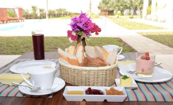 Leo's Beach Hotel - Adults Only