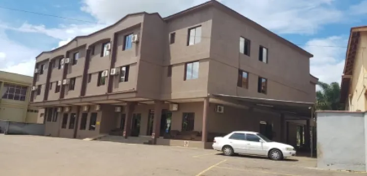 Bridgeview Hotel & Conference Centre Отели рядом с достопримечательностью «Парк Хавила»