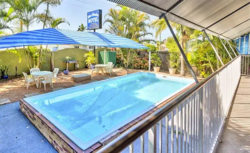 Blue Shades Motel Hotels in Maryborough