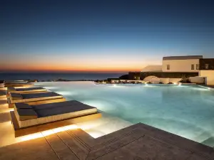 Santo Pure Oia Suites & Villas