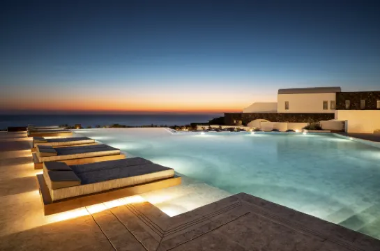 Santo Pure Oia Suites & Villas