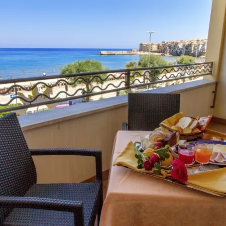 Hotel Riva Del Sole