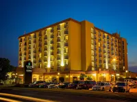 Embassy Suites by Hilton Tulsa I-44 Hôtels à : Tulsa