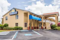 Days Inn by Wyndham Bradenton I-75 Hotel a Manatee County
