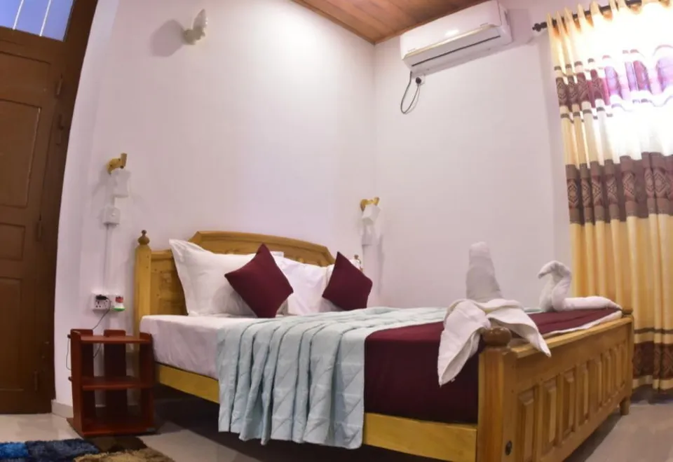 Bobbi INN ROOM - Housity