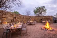 Simbambili Game Lodge Hotels near Tufa Waterfall