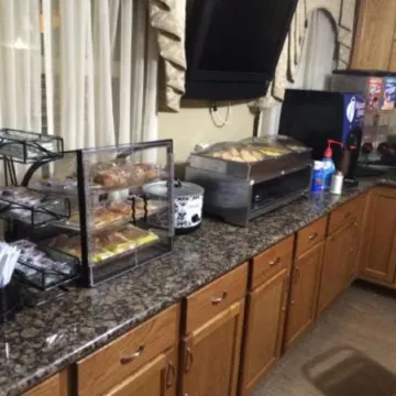 Cotulla Executive Inn