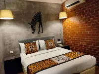 9 Square Hotel - Subang