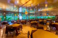 Ara Ambigua Lodge Hôtels à : Sarapiquí