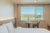 โรงแรมบลูม