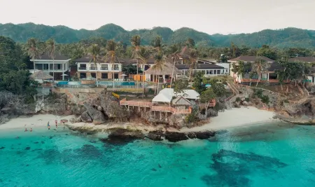 PARKLANE BOHOL RESORT AND SPA Отели в г. Guindulman