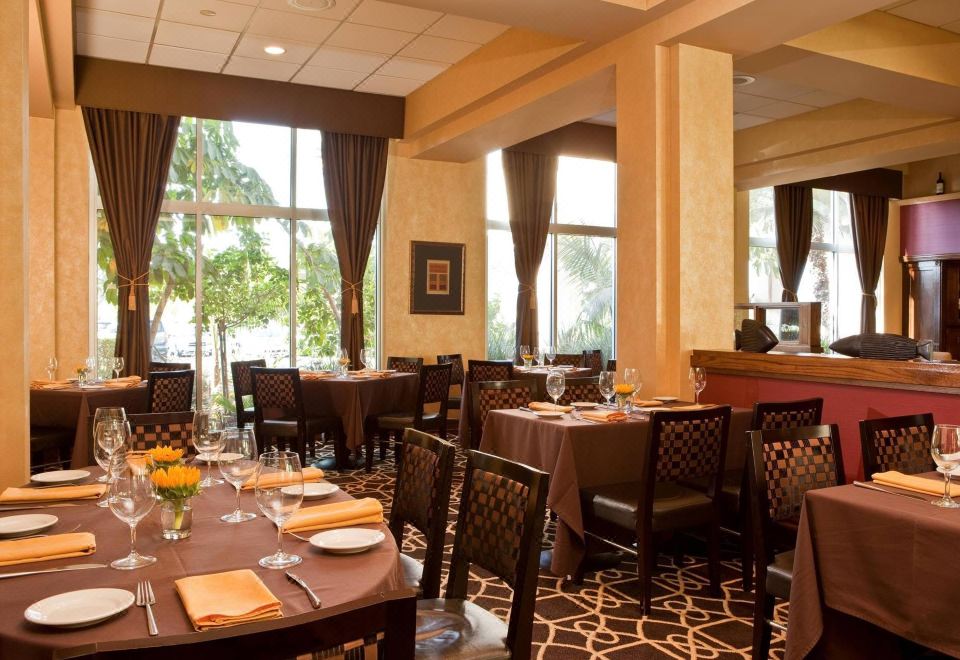 Doubletree Hotel Los Angeles/CommerceOver view