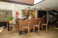 Melliber Appart Hotel - С баром