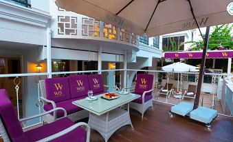 Wise Hotel & Spa - Adults Only