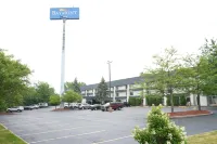 Baymont by Wyndham Bridgeport/Frankenmuth - parcheggio