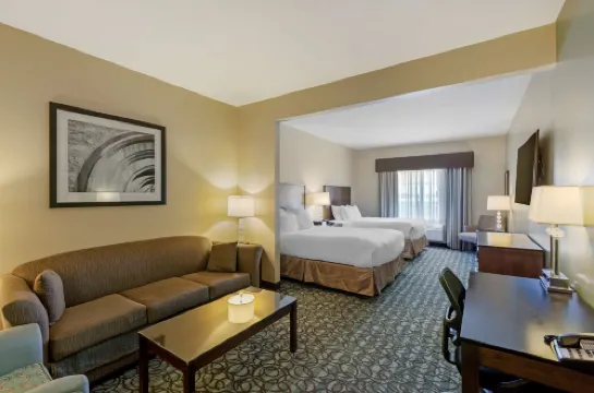 Best Western Plus Walkerton Hotel  Conference Centre