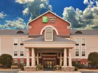 Holiday Inn Express & Suites Morehead City