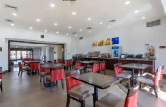 Comfort Inn & Suites