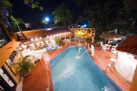 Idéal Villa Hôtel - piscine