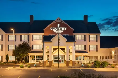 Country Inn & Suites by Radisson, Appleton North, WI Отели в г. Аутагейми