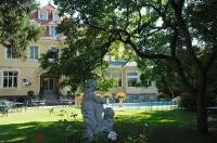 Hôtel du Parc Hôtels à : Cernay
