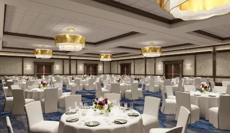 Saint Kate - the Arts Hotel Отели рядом с достопримечательностью «UWM English as a Second Language Program»