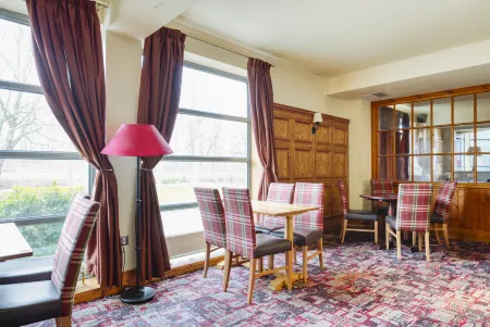 Andover Отели рядом с достопримечательностью «St Michael and All Angels West Andover and Preschool»