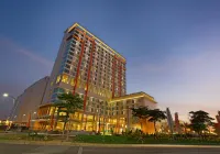 HARRIS Hotel & Conventions Bekasi Hotéis em 