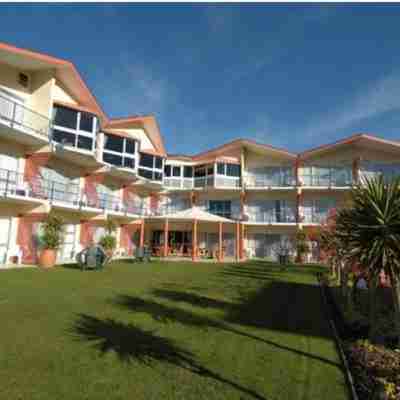 Beachcomber Inn Picton Hotel Exterior