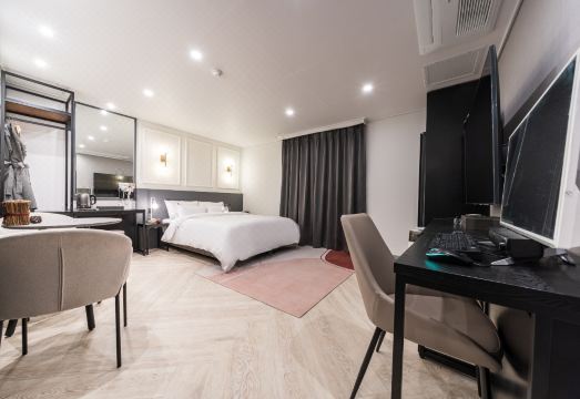 호텔 외관 전경