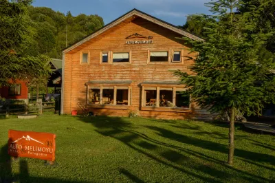 Alto Melimoyu Hotel & Patagonia Отели в г. 