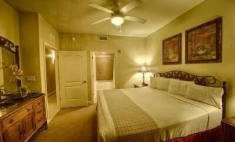 Disney Amazing Lake Bryan View 1 Bedroom Condo by RedAwning