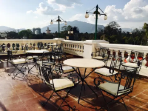 Maya Manor Boutique Hotel by KGH Group Hotels near City Centre