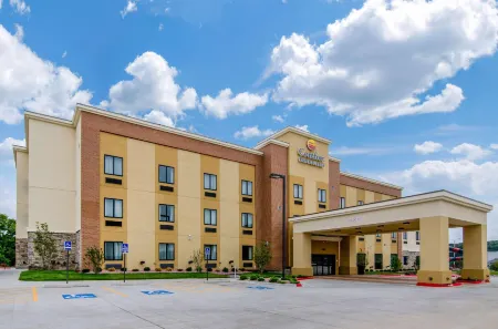 Comfort Inn & Suites Shawnee - Kansas City Отели в г. Шони