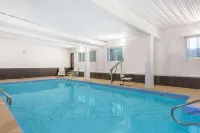 Days Inn & Suites by Wyndham Bridgeport - Clarksburg - Kuntosalit