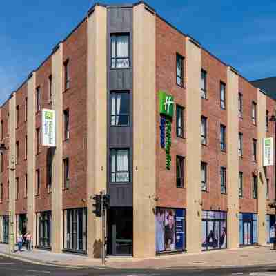 Holiday Inn Express Derry - Londonderry Hotel Exterior