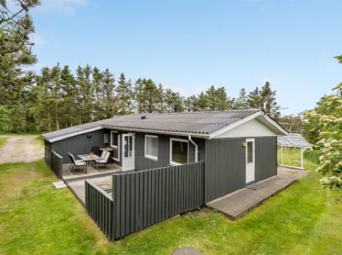 "Sheemen" - 700m to the Fjord