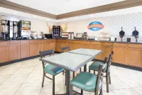 Baymont by Wyndham Janesville - breakfast