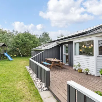 "Gothfred" - 1km from the Sea