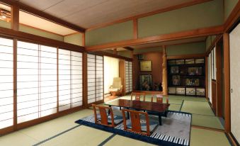 Ryokan Minshuku Lakeso