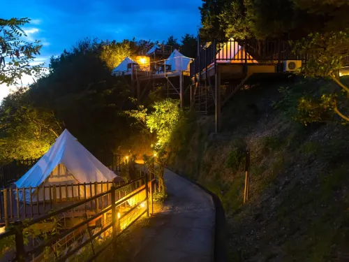 Tentoumi Shibukawa Beach Glamping Hotels in Tamano