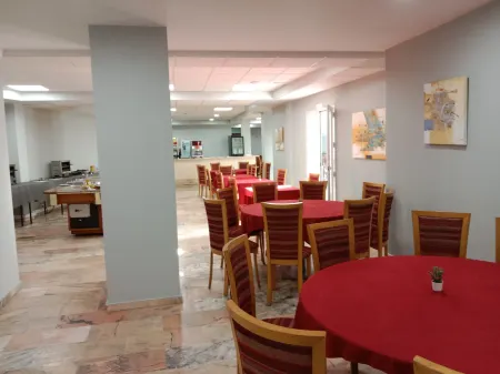 Hotel Trafalgar Отели в г. Херес-де-ла-Фронтера